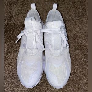 Nike AirMax Tennis Shoes, Women’s Size 8